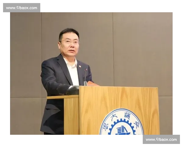 攻守转换视角下现代篮球战术体系创新路径研究与实践探索分析策略